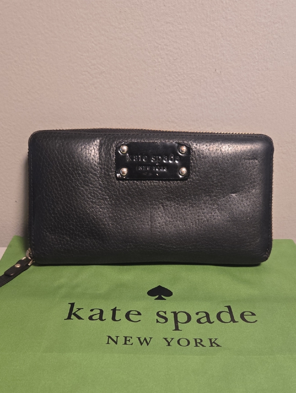 Kate Spade black Pebbled leather zip-around wallet